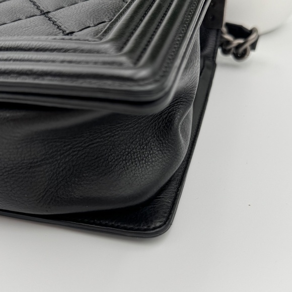 Chanel Large Boy Bag – Black Quilted Caviar Leather with Ruthenium Hardware - Picture 7 of 13